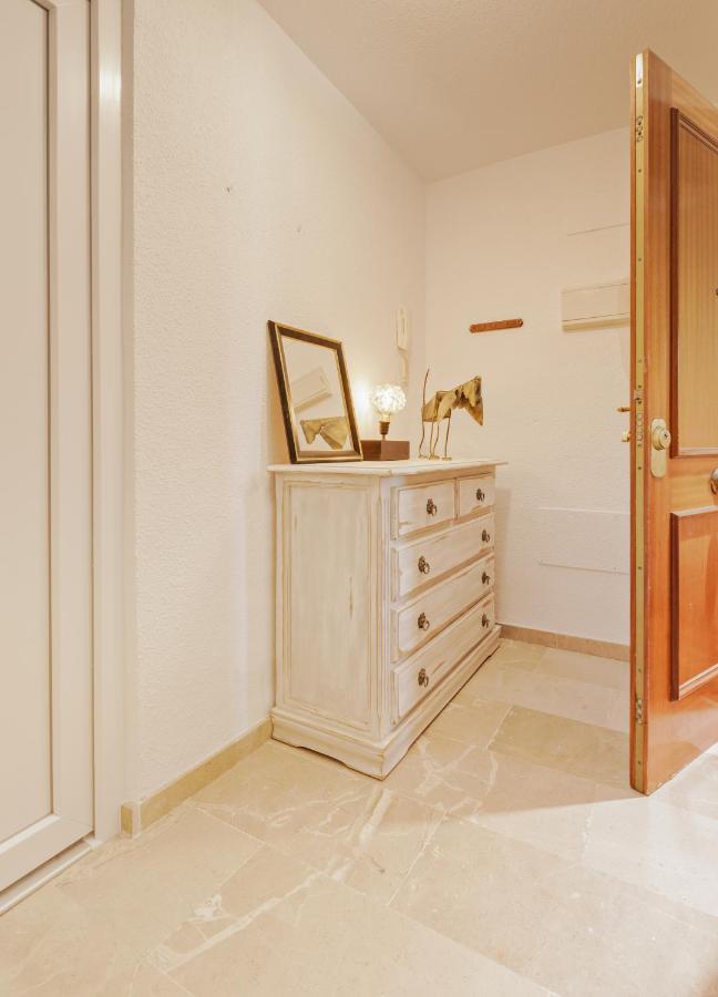 קסרס Fresh Penthouse Apartment With Great Sea Views מראה חיצוני תמונה