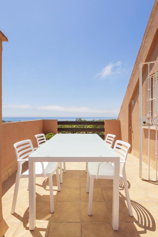 קסרס Fresh Penthouse Apartment With Great Sea Views מראה חיצוני תמונה